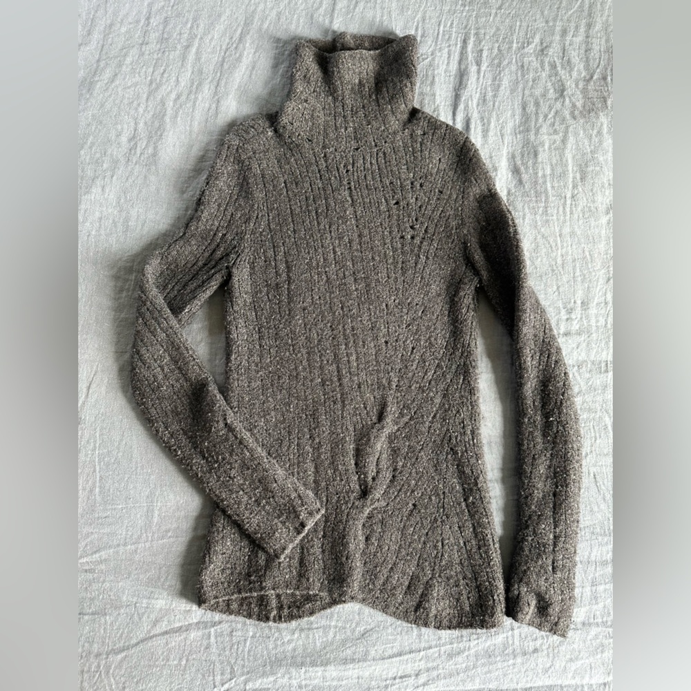 Inhabit distressed style Cozy Gray Women's Sweater